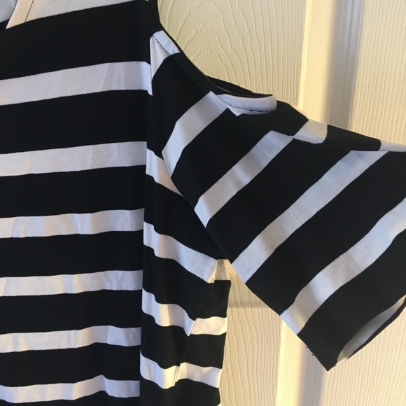 Sz 2X tunic T with cold shoulders - Picture 2 of 2